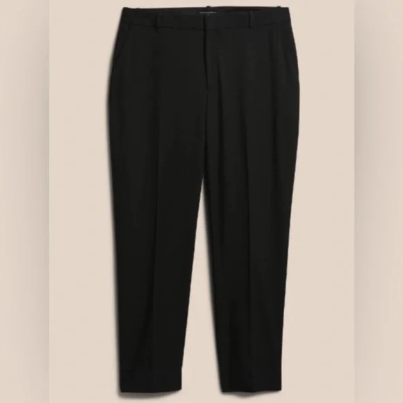 NWT! Banana Republic Black Cropped Avery Dress Pants - 14 tall  💛🩵 - Picture 3 of 4